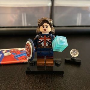 LEGO Marvel CMF - Captain Carter